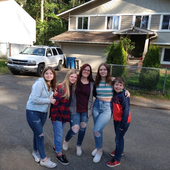 Meet your Posher, Jennifer - Picture 5 of 16